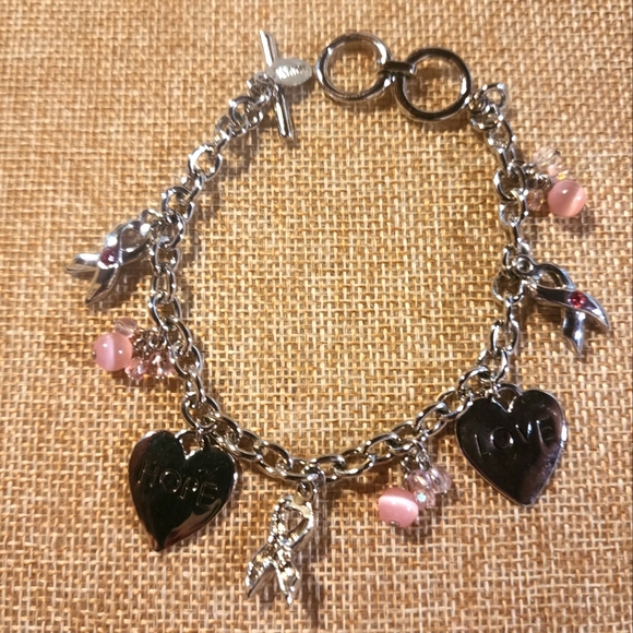 Cookie Lee Women's Official Breast Cancer 🎀 Charm Bracelet ✨️ NWOT - Picture 2 of 10